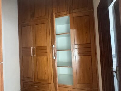 3BHK FLOOR (SEMI FURNISHED) in Eco city 1